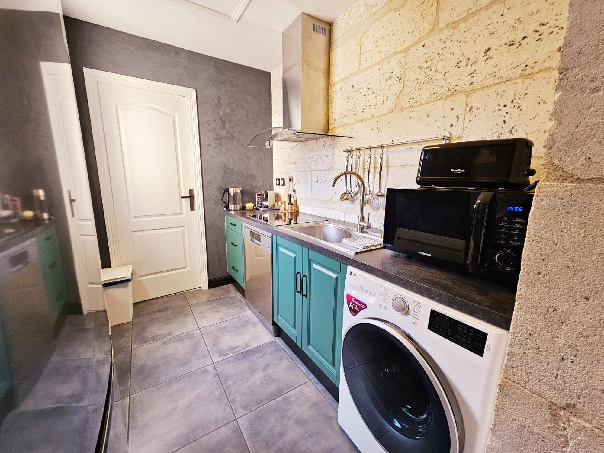 Meubles De L'Arsenal Coeur De Ville ! Angoulême Quarto foto
